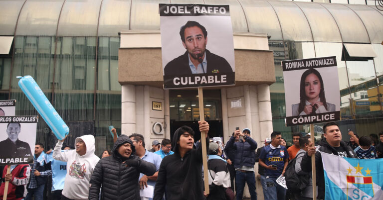Cuando la Pasión Desborda las Oficinas: Reflexiones sobre las Protestas del Hincha Celeste en Agref